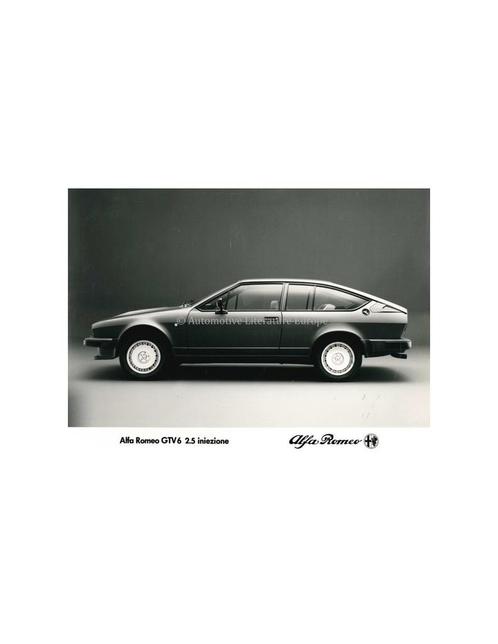 1980 ALFA ROMEO GTV6 2.5 INIEZIONE PERSFOTO, Boeken, Auto's | Folders en Tijdschriften, Ophalen of Verzenden