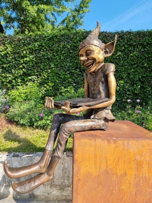 Sculpture, Tuinkabouter met boek - Laaf - - 110 cm - Bronze, Antiek en Kunst, Curiosa en Brocante