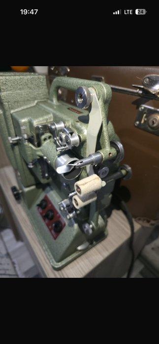 Meopta, Optilux Typ 80703 Filmprojector, Collections, Appareils photo & Matériel cinématographique