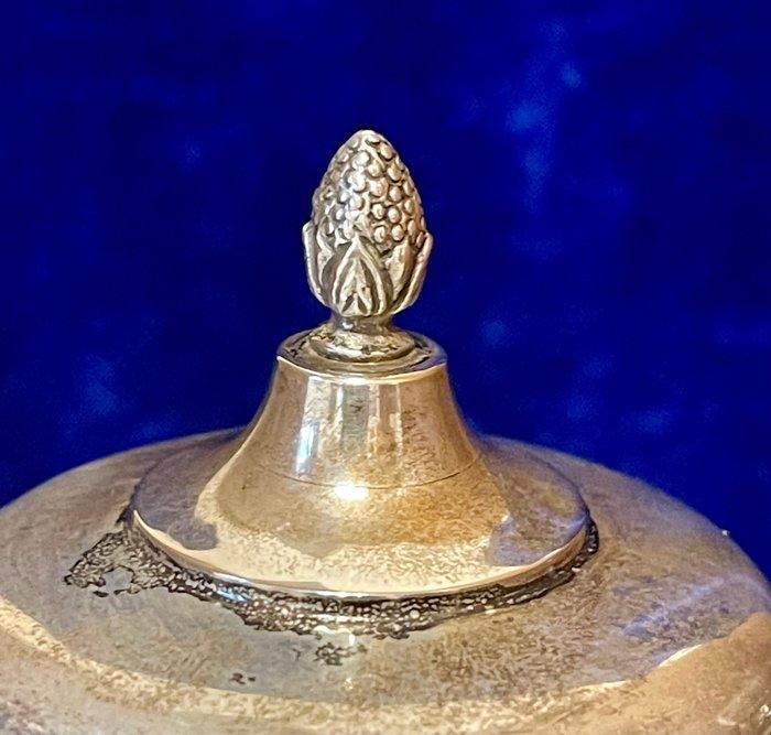 Suikerkom - .800 zilver - Gemarkeerde zilveren bekers met, Antiek en Kunst, Antiek | Zilver en Goud