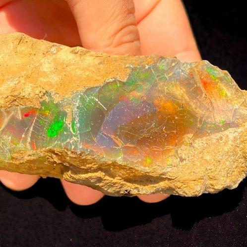 Ongelooflijke Ethiopische Opaal - 1340 Karaat - Topkwaliteit, Verzamelen, Mineralen en Fossielen