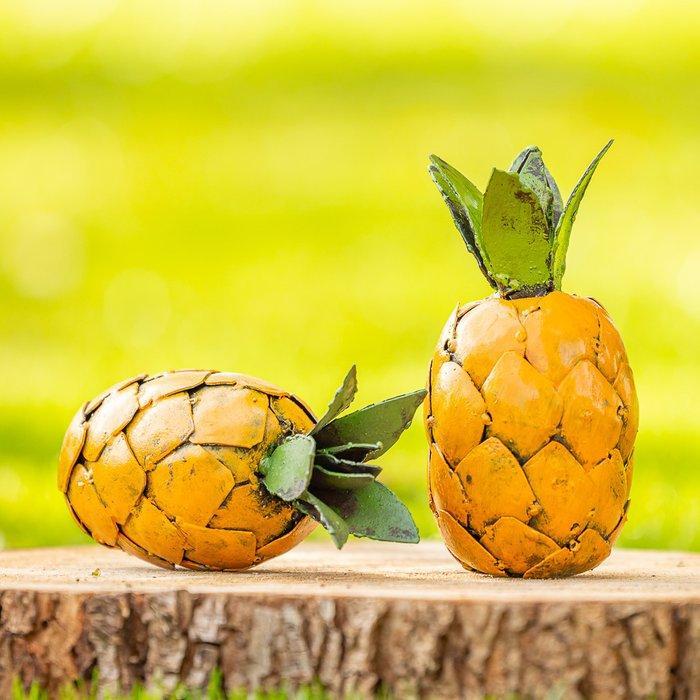 Beeldje - Twee ananassen (2) - Metaal, Antiek en Kunst, Curiosa en Brocante