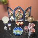 Kavel diverse kerstdecoratie: Kerstballen, bakjes, blikken,, Diversen, Nieuw