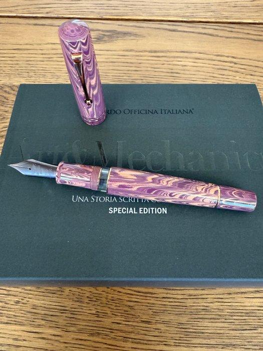 Leonardo Officina Italiana - MZG 2.0 Shiso Purple -, Verzamelen, Pennenverzamelingen