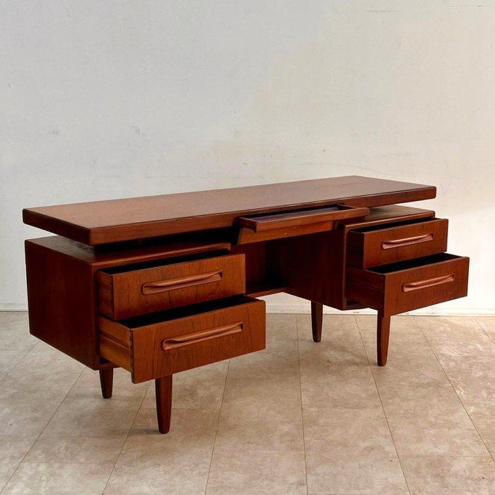 G-Plan - Victor Wilkins - Bureau - Fresco - Teak, Antiek en Kunst, Antiek | Meubels | Stoelen en Sofa's