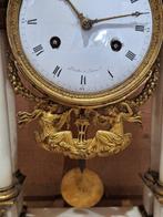 Pendule portique Louis XVI Marbre - 1750-1800