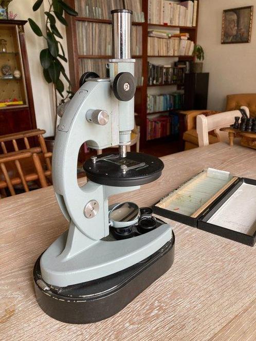 Monocular compound microscope - MBU-4 - 1960-1970 - Rusland, Verzamelen, Foto-apparatuur en Filmapparatuur