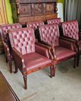 Fauteuils de style Chesterfield (6)