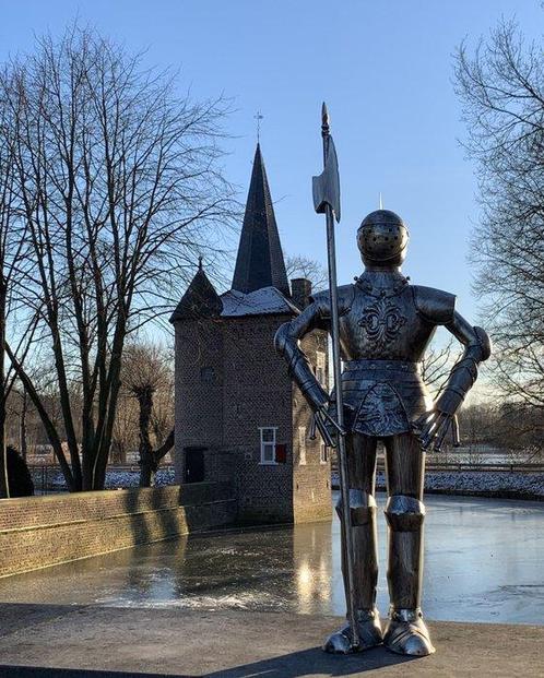 Decoratief ornament - Europa - Ridder in harnas, Antiek en Kunst, Kunst | Designobjecten