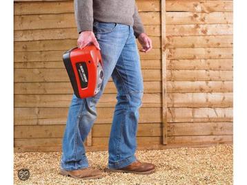 BLACK+DECKER ASI300-QS - 12V Compressor - 160 PSI / 11 Bar -, Verzenden