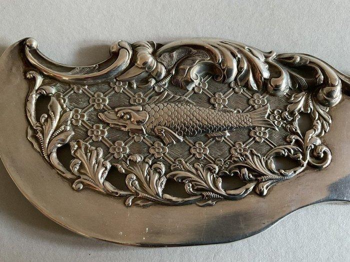 Large 19th Century German Silver Fish Serving Slice -, Antiek en Kunst, Antiek | Zilver en Goud