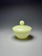 Véritable Opaline de Murano - Suikerkom - Opaline glas,, Antiek en Kunst, Antiek | Glaswerk en Kristal