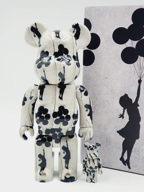 Banksy x Brandalism x Medicom Toy Be@rbrick - Flying Balloon, Antiek en Kunst, Kunst | Schilderijen | Modern