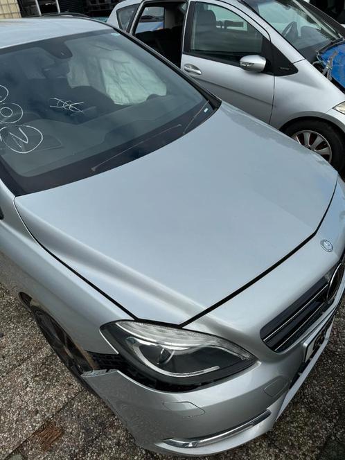 Motorkap Mercedes B-klasse w246 Zilver, Auto-onderdelen, Carrosserie, Gebruikt, 3 maanden garantie, Mercedes-Benz, Ophalen of Verzenden