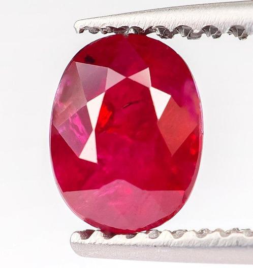 Zonder Minimumprijs Robijn  - 1.03 ct - Bellerophon Gemlab -, Handtassen en Accessoires, Edelstenen