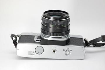 Minolta SRT 101 + Albinar 2,8/28mm Analoge camera