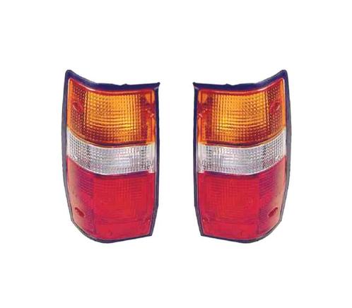 FEUX ARRIÈRE POUR MITSUBISHI L200 PICK-UP D50 86-96, Auto-onderdelen, Verlichting, Verzenden