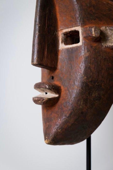 masker - Lwalwa - DR Congo, Antiek en Kunst, Kunst | Niet-Westerse kunst