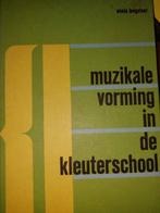 Muzikale vorming in de kleuterschool 9789023181194 Langelaar, Boeken, Verzenden, Gelezen, Langelaar