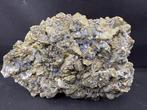 Sprankelende Chalcopyrite verweven met kwarts kristallen, Verzamelen, Mineralen en Fossielen