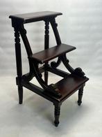 Trapje - bibliotheektrapje - Hout - klassieke