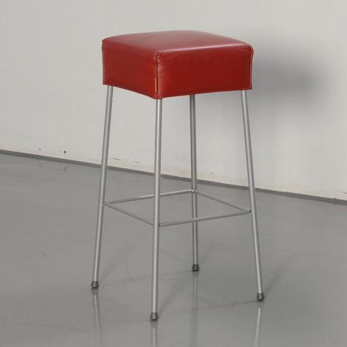 Montis Salsa barkruk, bordeaux rood leder, 4-poot onderstel, Huis en Inrichting, Stoelen, Gebruikt, Ophalen of Verzenden