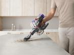 Dyson V8 Advanced - Steelstofzuiger - 130 Air Watts - Zilver, Verzenden, Zo goed als nieuw