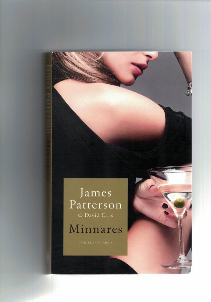 Minnares 9789023494133 James Patterson, Boeken, Thrillers, Zo goed als nieuw, Verzenden