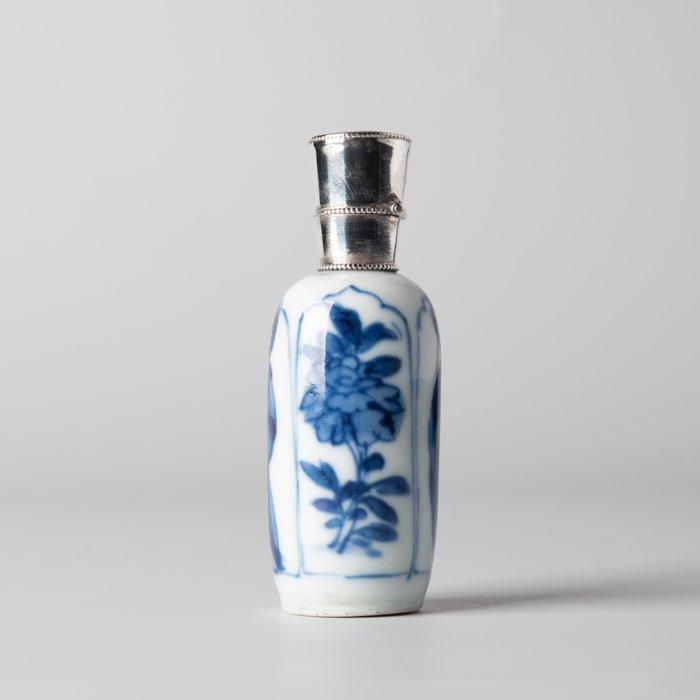 Bouteille de parfum - Porcelaine - Kangxi (1662-1722), Antiek en Kunst, Antiek | Overige Antiek