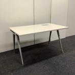 Herman Miller design tafel, bureau met elektra 130x80 cm,