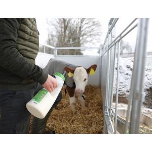 Kalverdrinkfles milkyfeeder 2.5l met speen - 3 traps ventiel, Articles professionnels, Agriculture | Aliments pour bétail