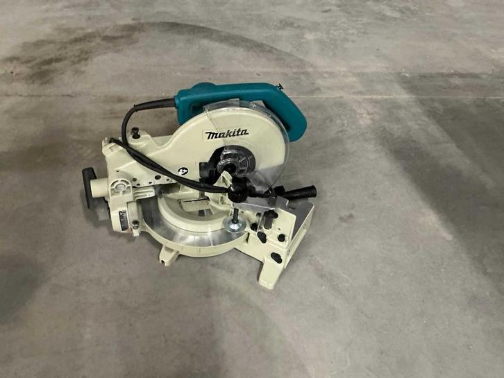Makita LS1040N Afkortcirkelzaagmachine (2x), Doe-het-zelf en Bouw, Gereedschap | Zaagmachines