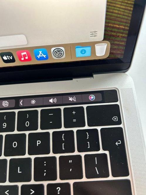 Apple MacBook Pro 15-inch 2019 (touch bar) - Laptop, Games en Spelcomputers, Spelcomputers | Overige Accessoires