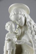Goebel - M.I. Hummel - Statuette, Maria met Kind - 29 cm -