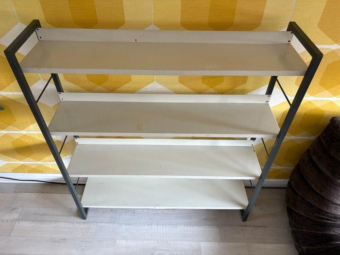 Tomado - Adriaan Dekker, Dhr. van Mieren - Wandrek - Metaal, Antiek en Kunst, Antiek | Meubels | Stoelen en Sofa's