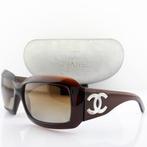 Chanel - Rectangle Brown with Mother of Pearl Chanel Logo, Nieuw