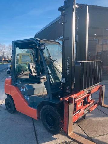 Toyota 02-8FGF25 beschikbaar voor biedingen