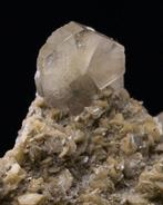 Lichtgroen Fluorapiet op een plaat van sideriet - Hoogte: 7, Verzamelen