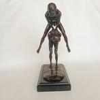 Arthur George Walker (1861 -1939) - sculptuur, The, Antiek en Kunst, Antiek | Keramiek en Aardewerk