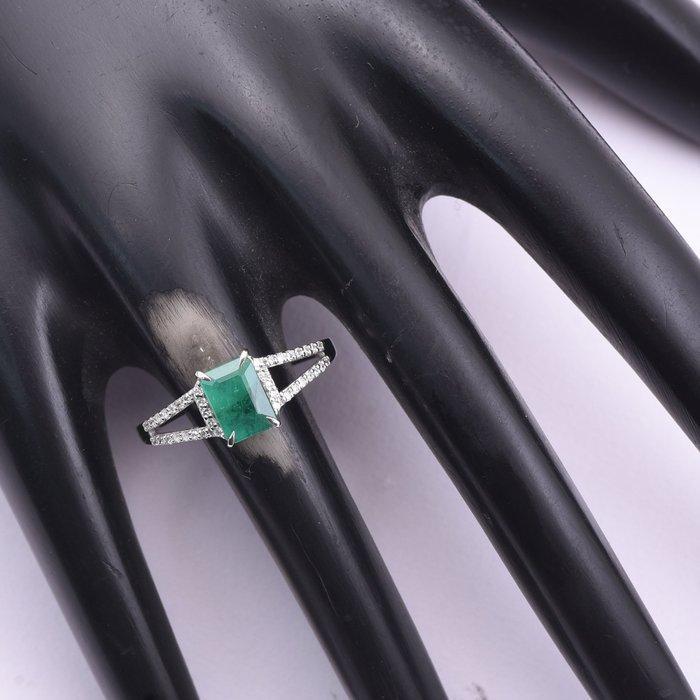 Zonder minimumprijs - Ring Platina - 1.14ct. tw. Smaragd -, Bijoux, Sacs & Beauté, Bagues