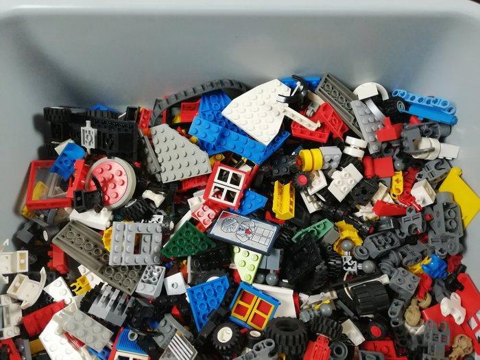 Lego - Assorti - Mix of bricks +/- 9.2 kilo - 1990-2000, Kinderen en Baby's, Speelgoed | Duplo en Lego