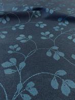 Prestigieus weefsel met gestileerd bloemmotief. - Meubelstof