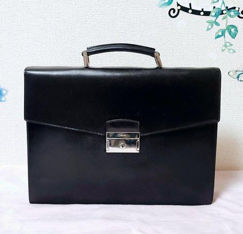 Prada - Business bag, Handtassen en Accessoires, Tassen | Damestassen