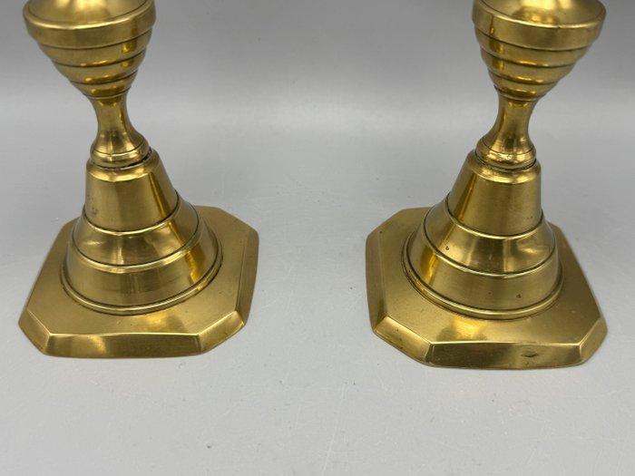 Elegante Engelse messing kandelaren - Kandelaar (2) -, Antiek en Kunst, Curiosa en Brocante