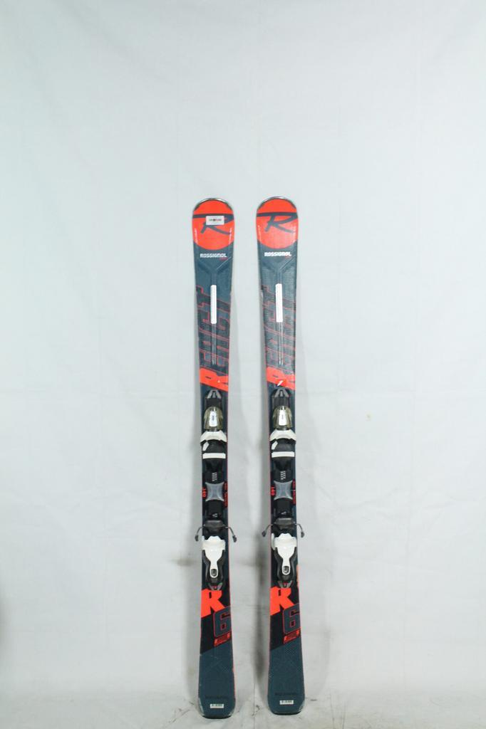 Refurbished - Ski - Rossignol React R6 - 149, Sports & Fitness, Ski & Ski de fond, Enlèvement ou Envoi