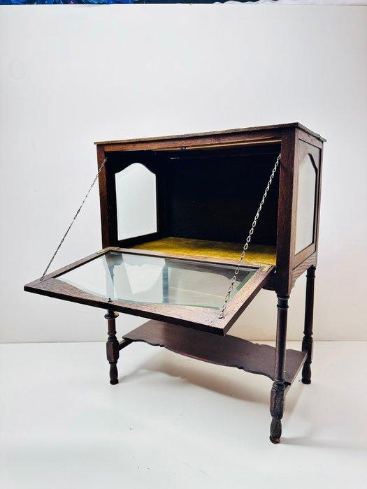 Vitrinekast - Engels eiken toonmeubel met glazen panelen. -, Antiek en Kunst, Curiosa en Brocante