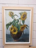 Jan Oud (1939) - Stilleven met een Vaas met Zonnebloemen