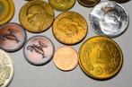 Monde. Lot of medals, tokens, coins mostly Europe, XX, Postzegels en Munten