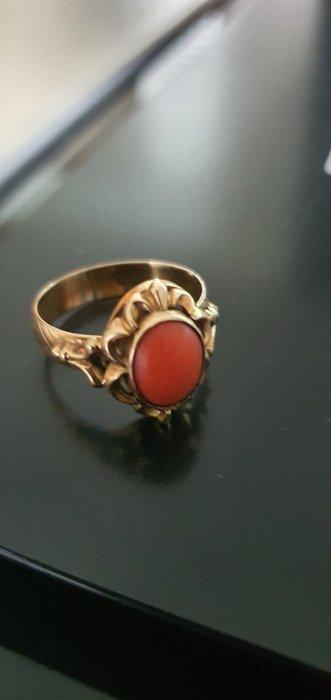 Zonder minimumprijs - Ring - 14 karaat Geel goud - Koraal, Handtassen en Accessoires, Ringen