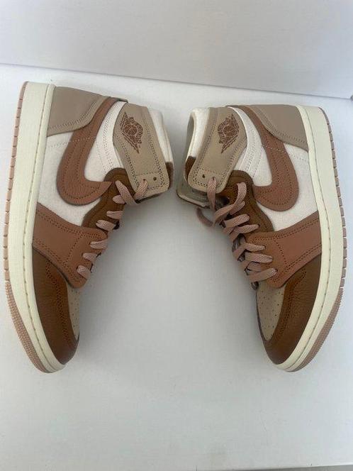 Nike - WMNS Air Jordan 1 MM High - Sneakers - Taille : EU 44, Kleding | Heren, Schoenen